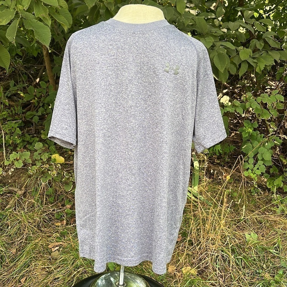 Under Armour short sleeve loose heat gear Heather gray men’s size large - Picture 4 of 8